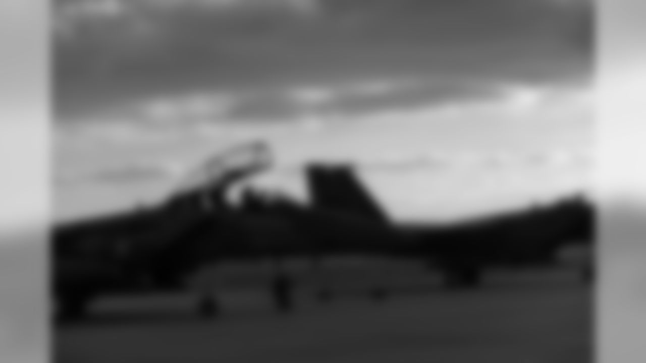 181111-f15-fly-over-15