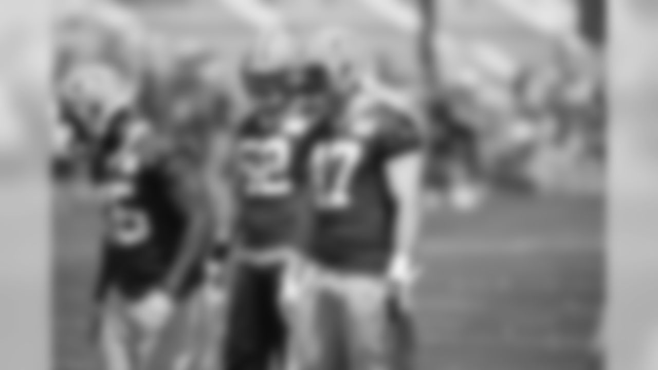 LB Jake Ryan (47)