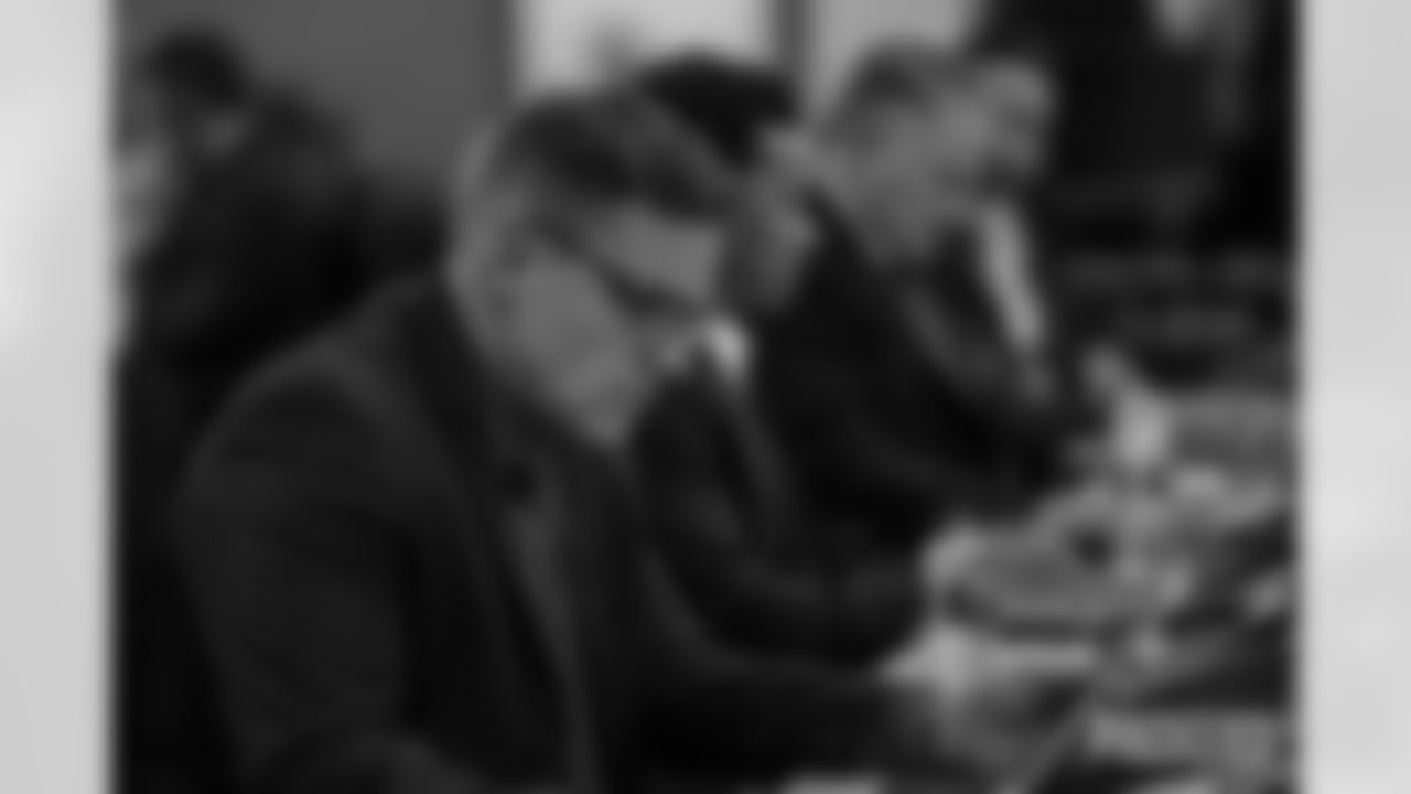 230427-draft-room-gallery-2560-25