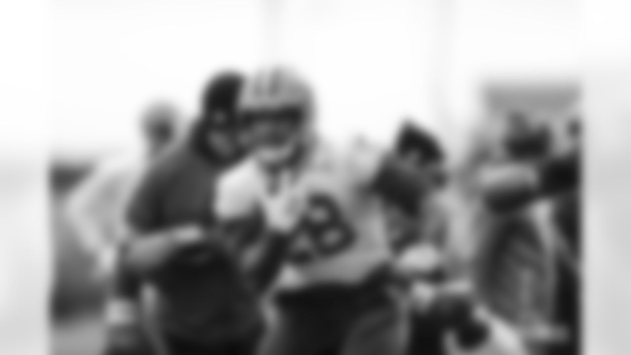 RB AJ Dillon