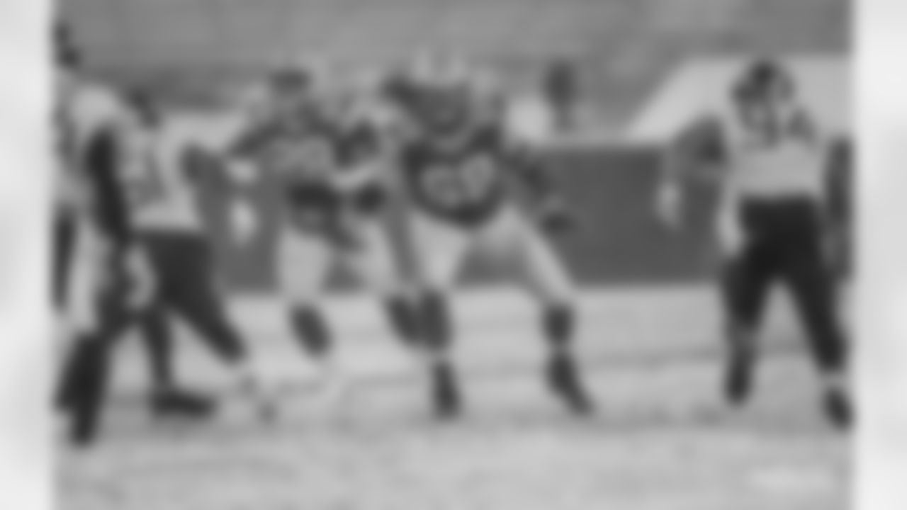 T David Bakhtiari