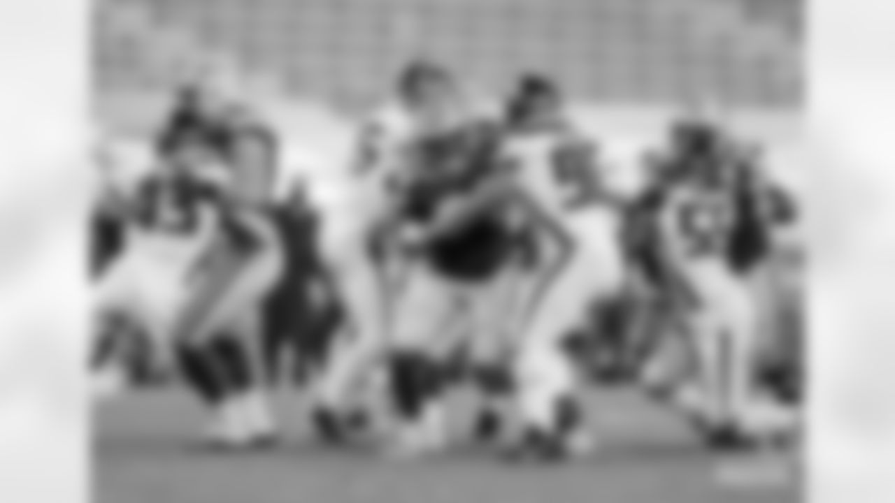 201005-packers-falcons-7-siegle-WM-020