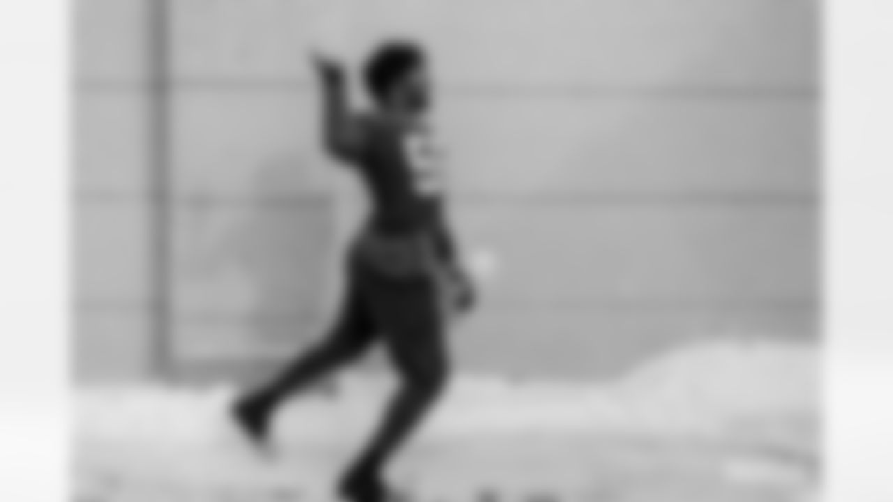 221223-mik-practice-gallery-2560017