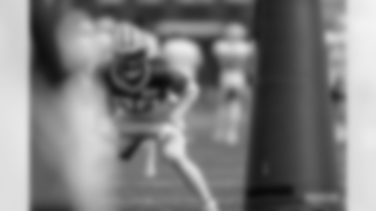 LB Christian Kirksey