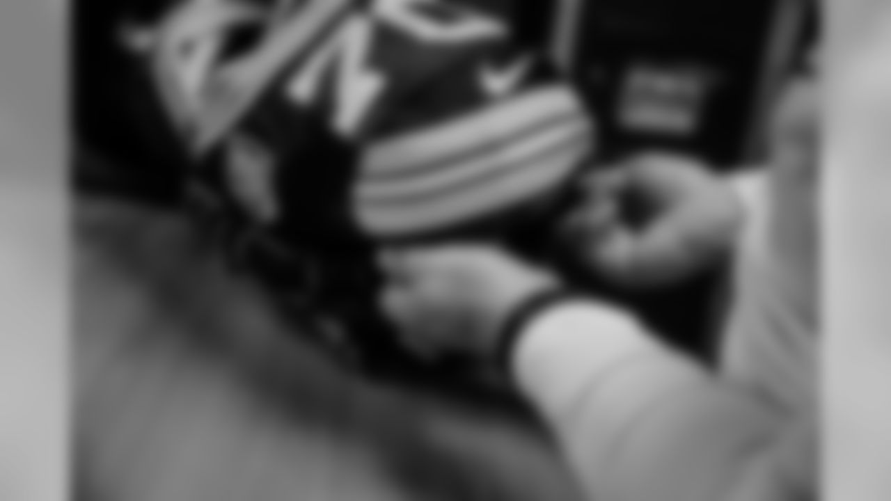 181230-locker-bobber-5