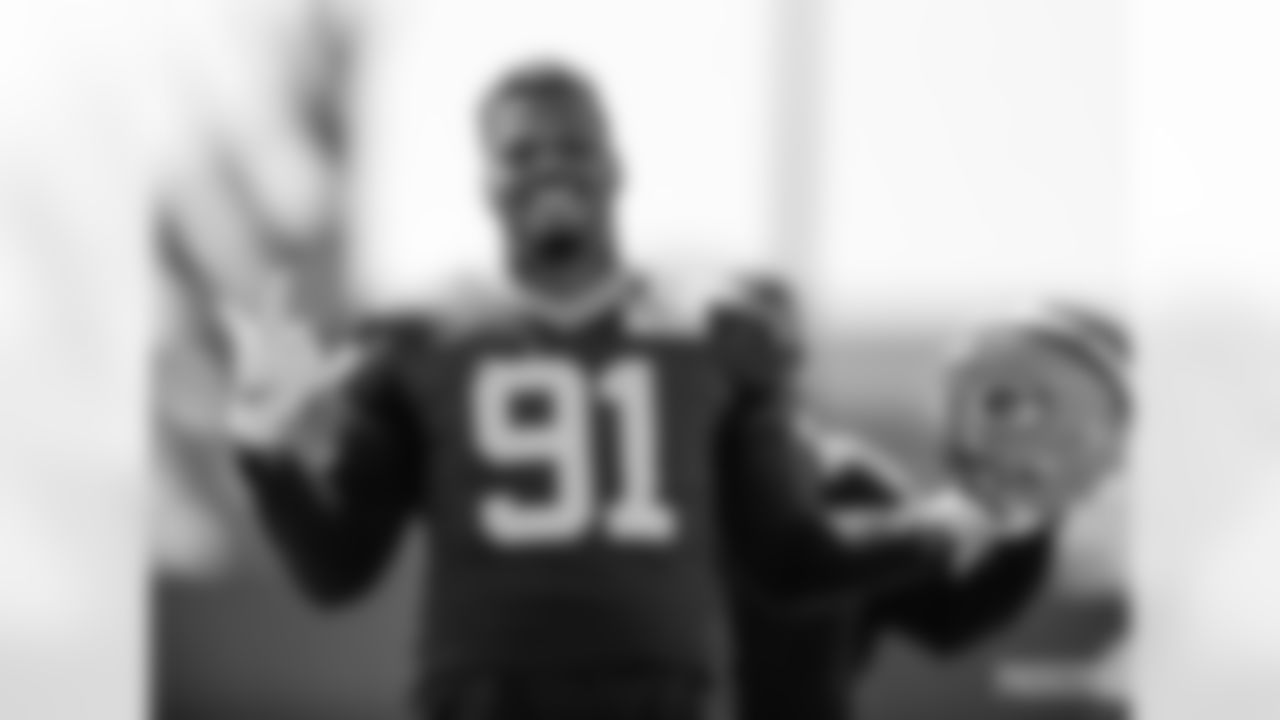 LB Preston Smith