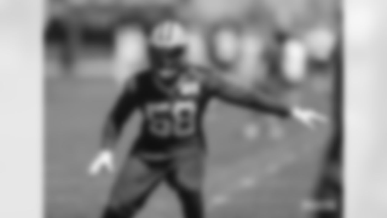LB Christian Kirksey