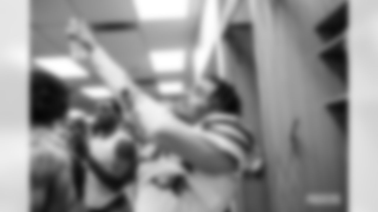 221205-locker-room-evan-2560018