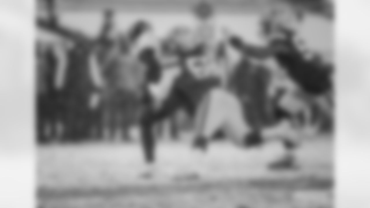 LB Za'Darius Smith