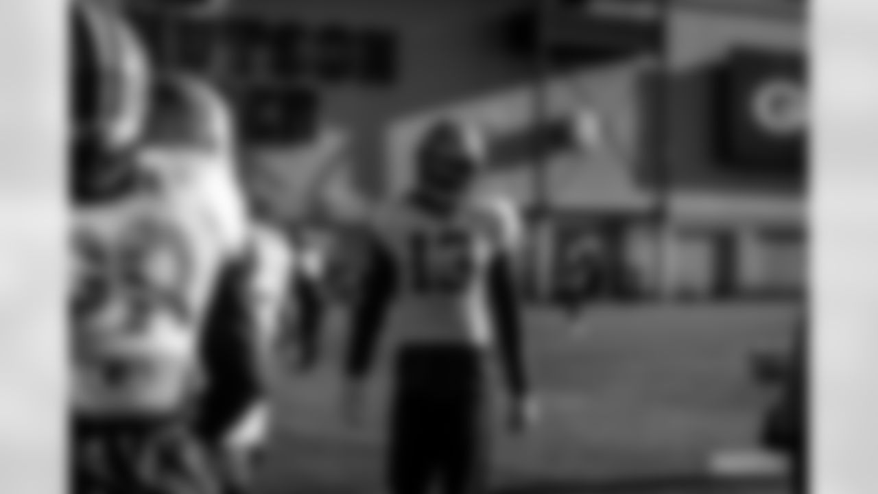 221201-evan-practice-gallery-2560071