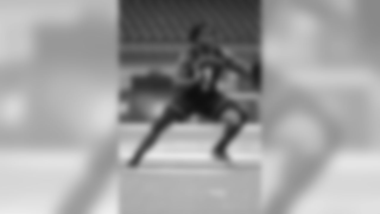 West Virginia OL Yodny Cajuste