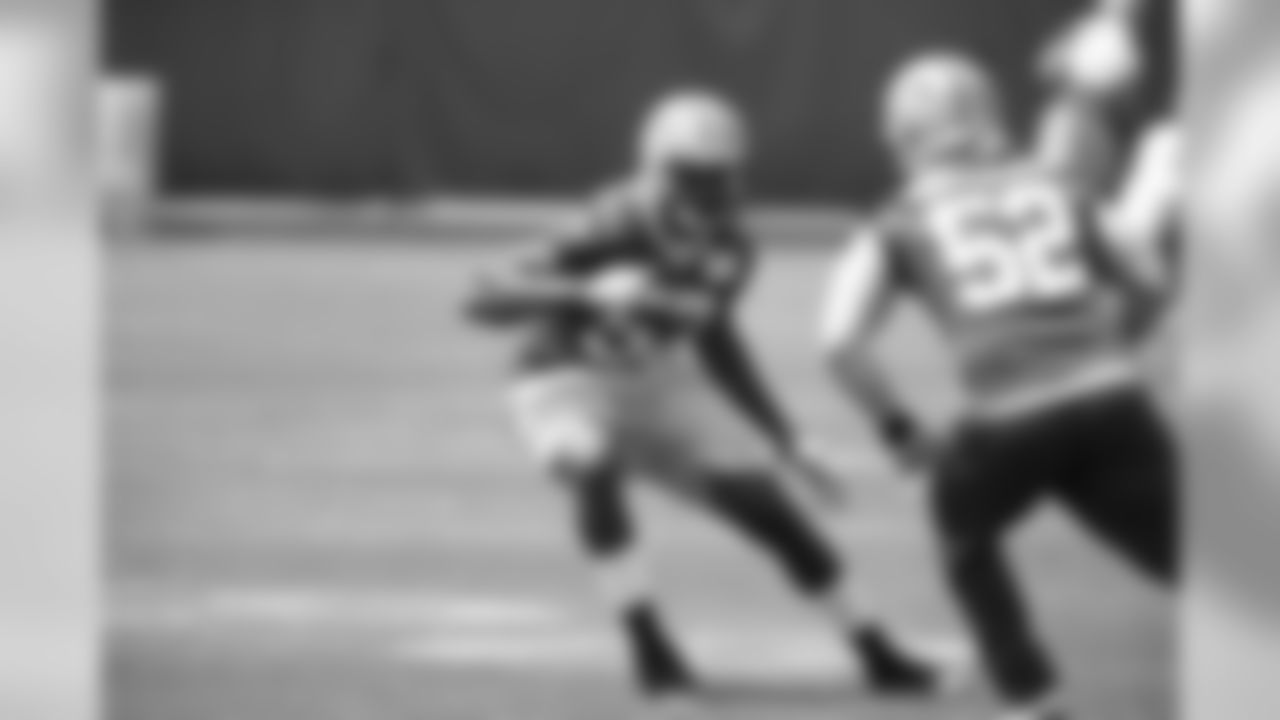 LB Clay Matthews (52) and LB Tavarus Dantzler (57)