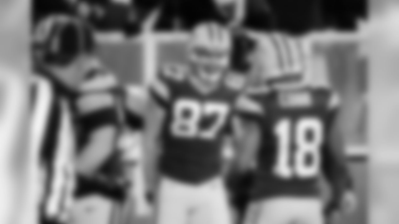 Cobb joined fellow Pro Bowl WR Jordy Nelson as the first duo in franchise history to both catch 10-plus touchdown passes in the same season.