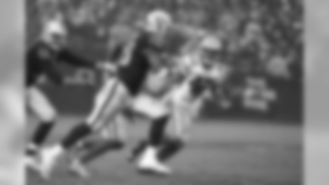 He is the only Packer to surpass 100 tackles each of the last four seasons (2011-14).