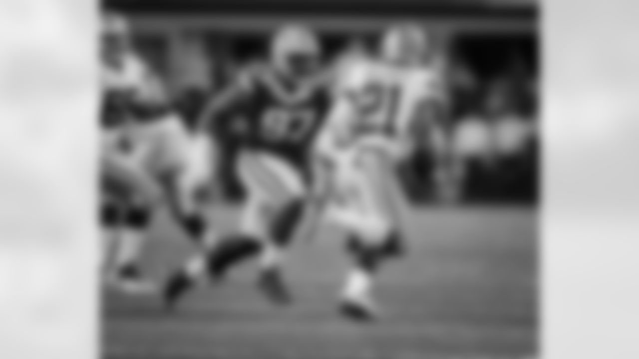 DL Kenny Clark