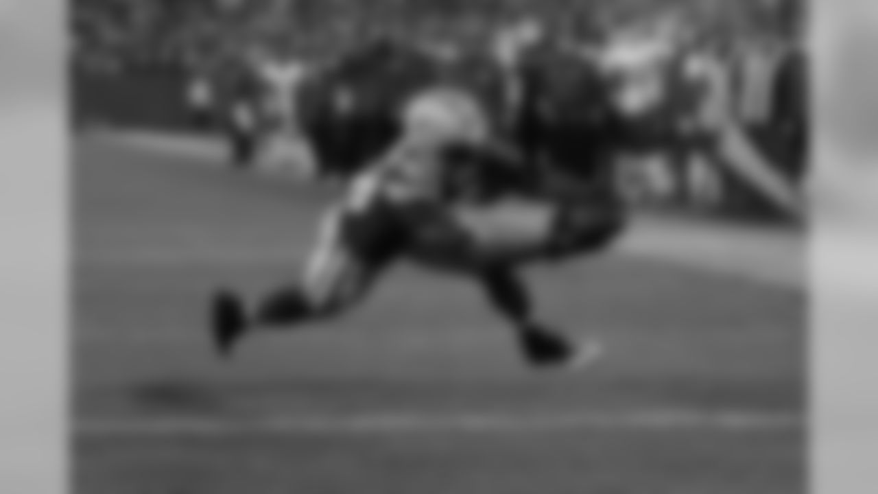 He scored his first profesional touchdown during Week 3's matchup against the Kansas City Chiefs.