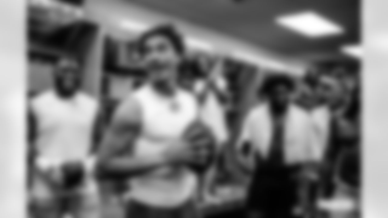 230910-LockerRoom-ES-38