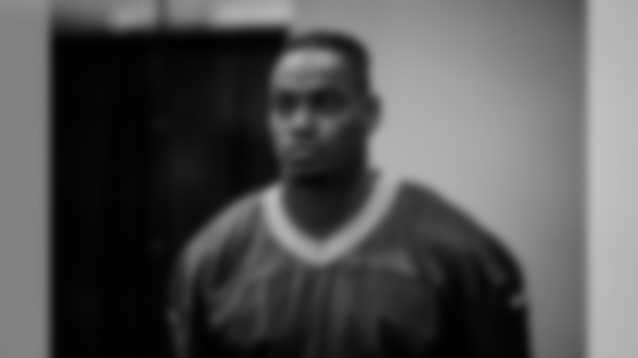190610-packers-take-headshots-76