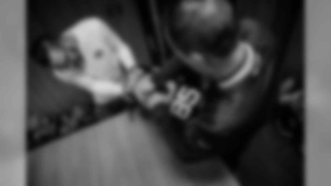 181230-locker-bobber-12