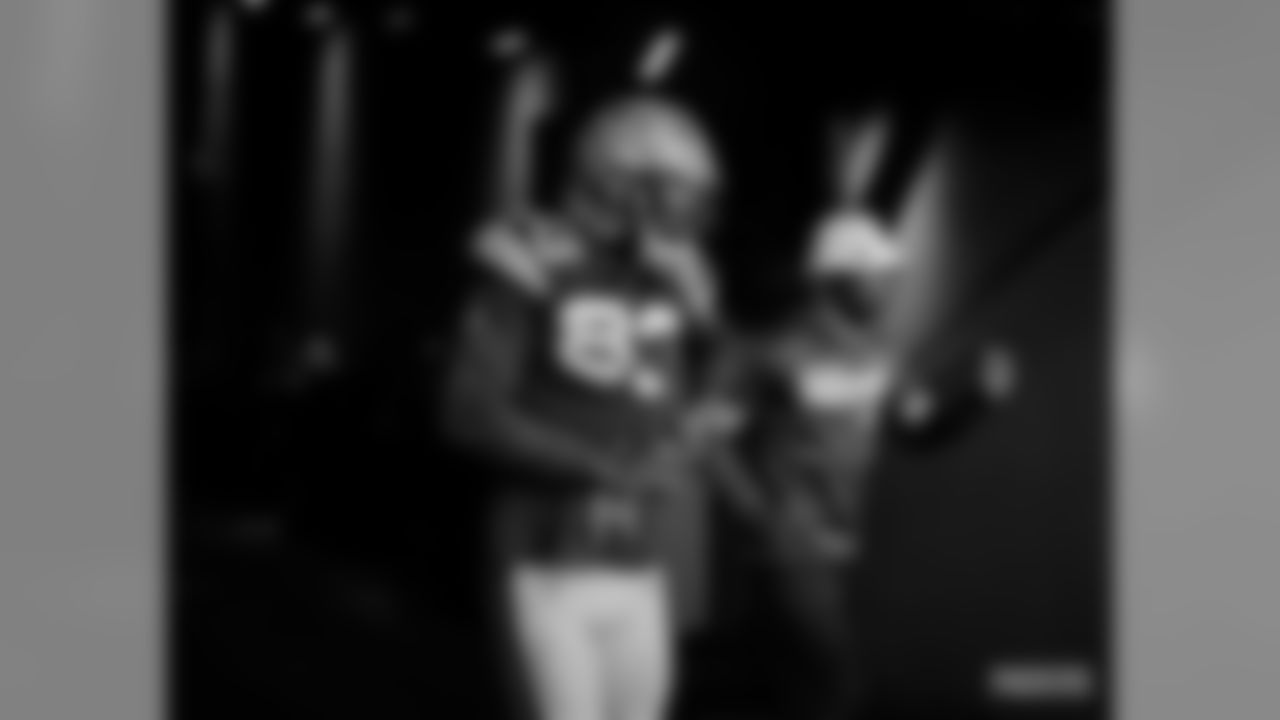 191020-packers-raiders-0-siegle-WM-30