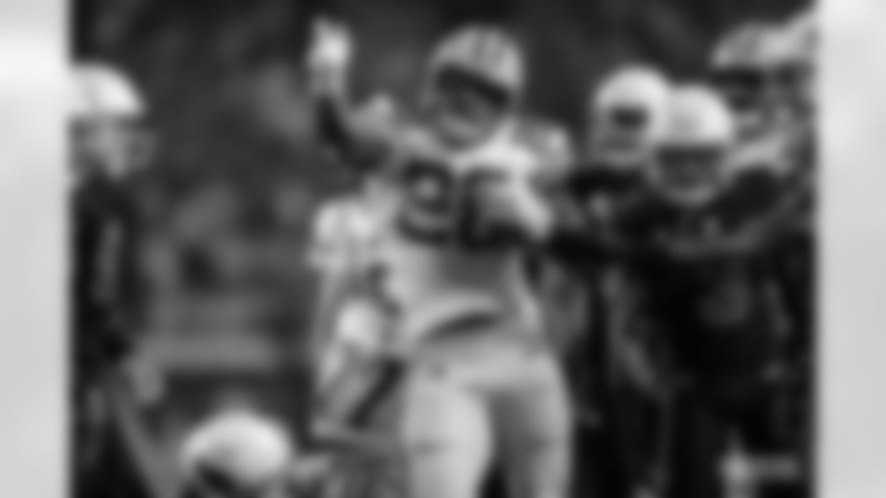 RB AJ Dillon