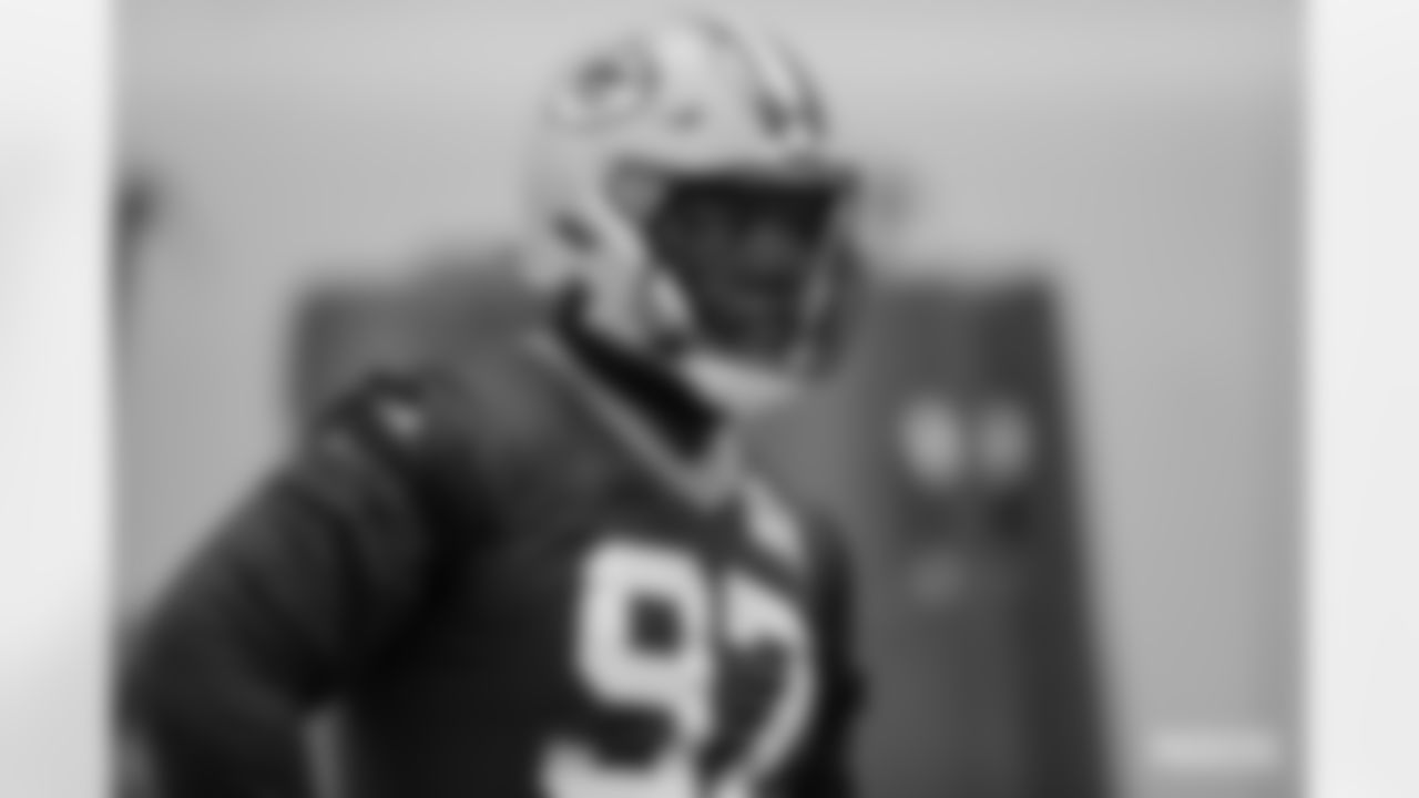 DL Kenny Clark