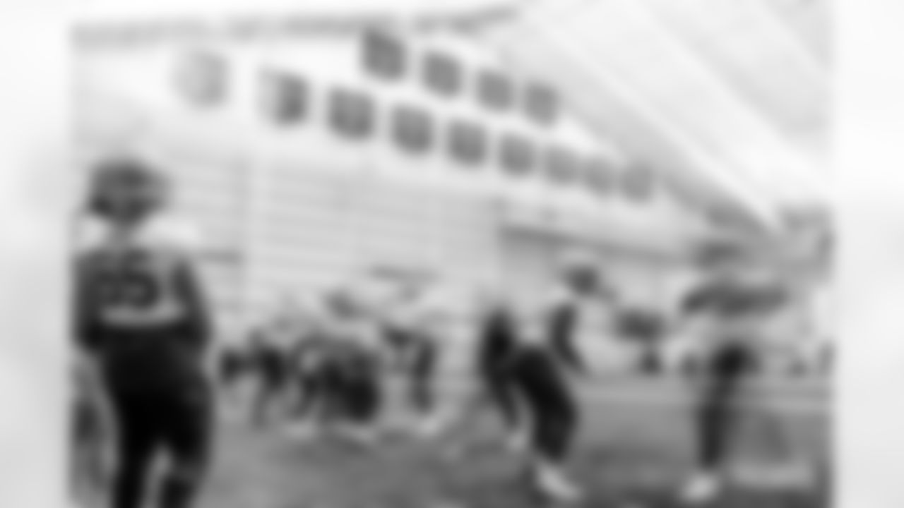 221222-evan-practice-gallery-2560075