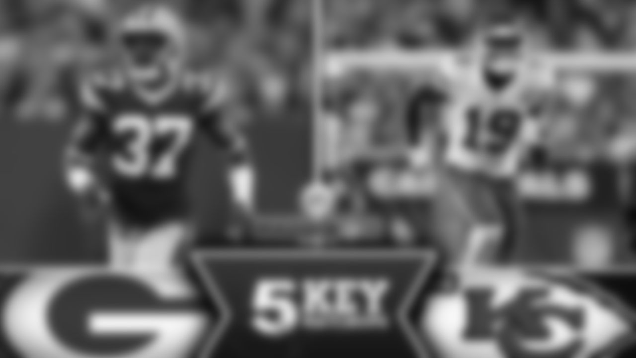 Maclin is a speed burner brought in to end Kansas City's strange TD pass drought by wide receivers, and Shields is Green Bay's fastest cornerback. After a rough Week 1, Shields had nary a pass thrown his way by the Seahawks in a strong bounce-back game, but expect Maclin to challenge Shields deep at some point.