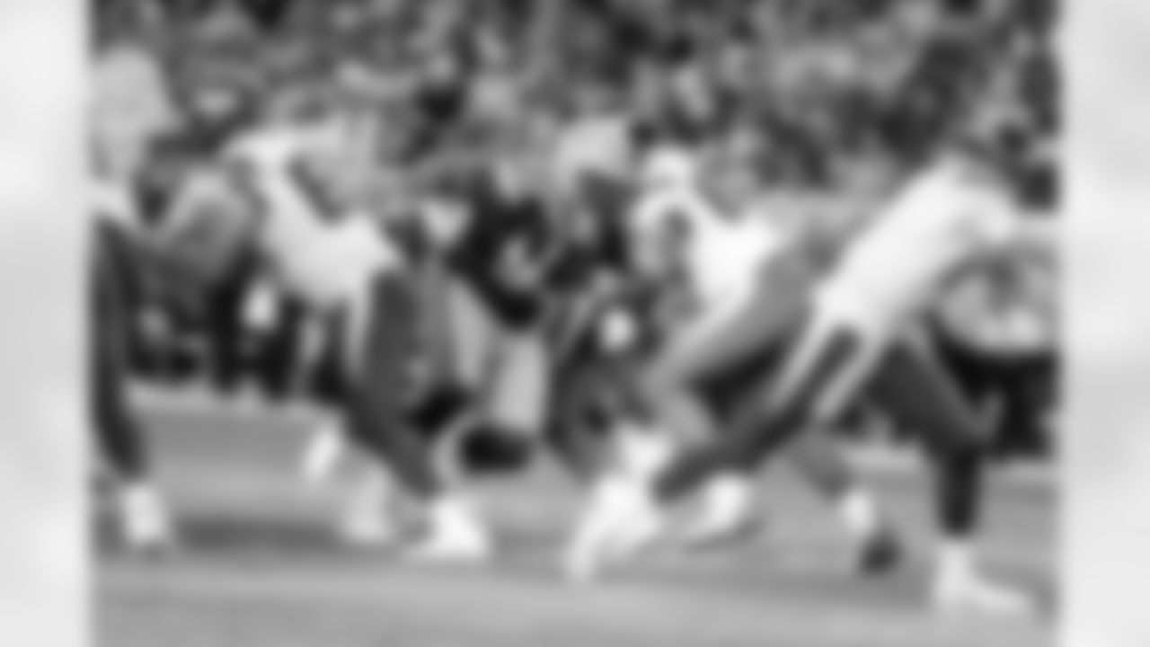DL T.J. Slaton