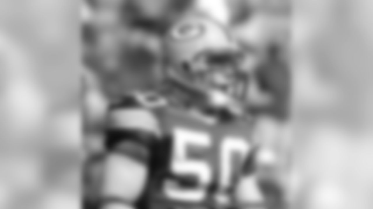 LB AJ Hawk