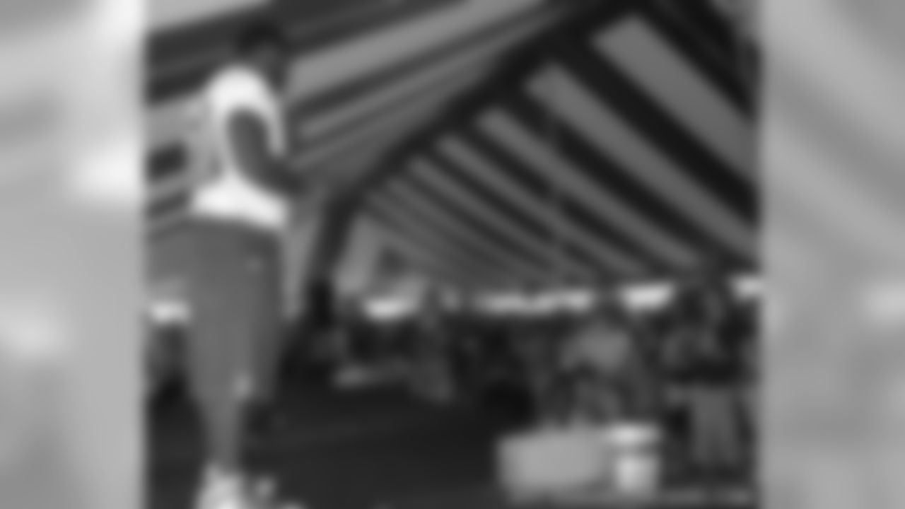 Packers Partners Tailgate For 'Family Night'