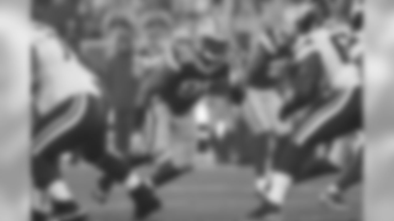 Datone Jones, DE #95