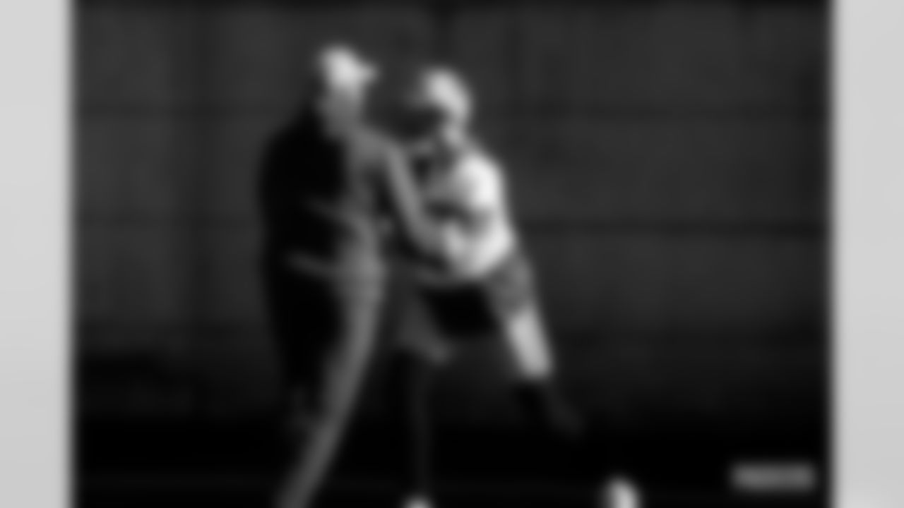 221125-evan-gallery-2560010
