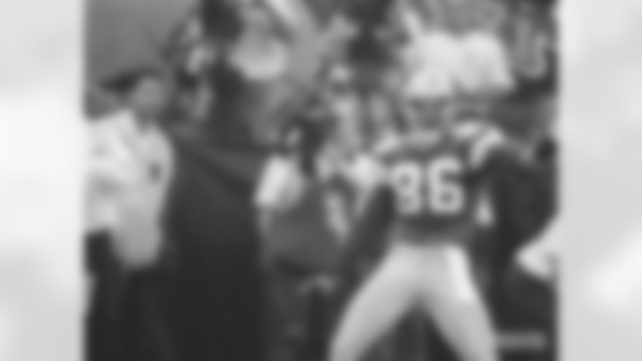 WR Antonio Freeman (1995-2001, 03)