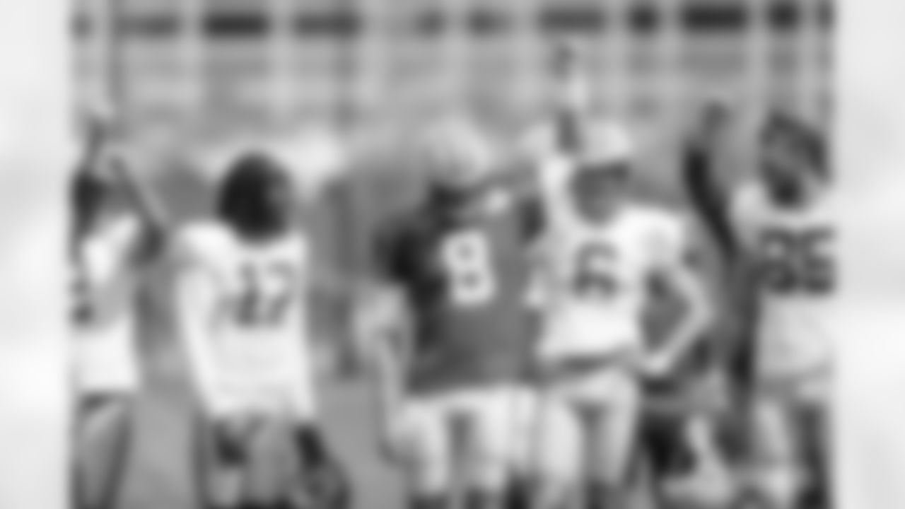QB Tim Boyle