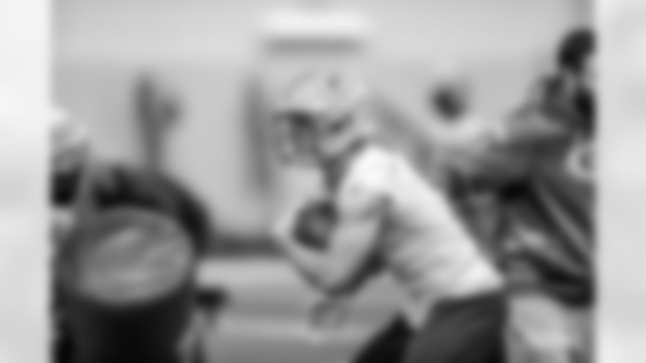221222-evan-practice-gallery-2560030