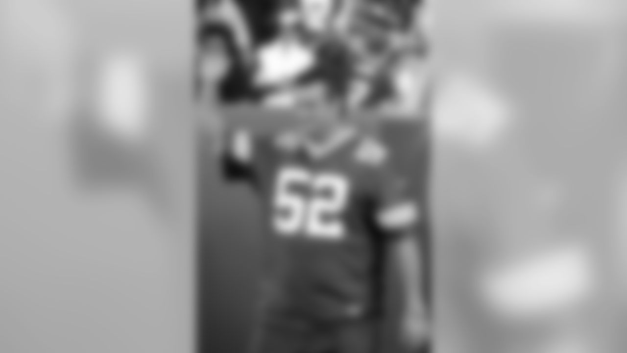 #52 - Frank Winters (1992-2002)
