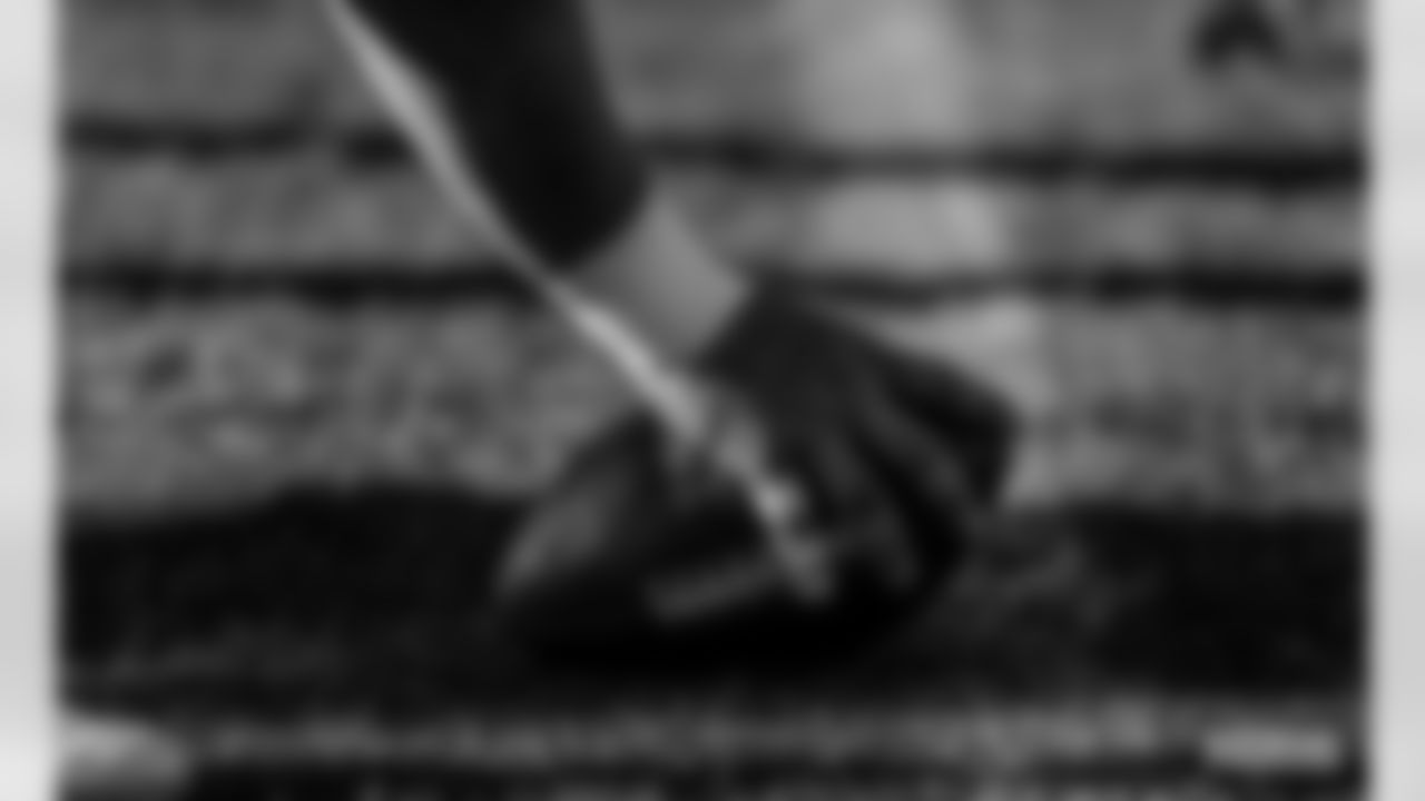 221201-evan-practice-gallery-2560065