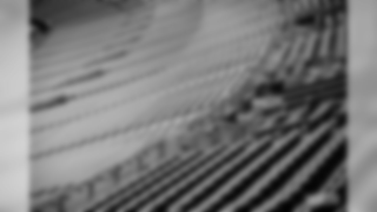 191029-lambeau-first-snow-3