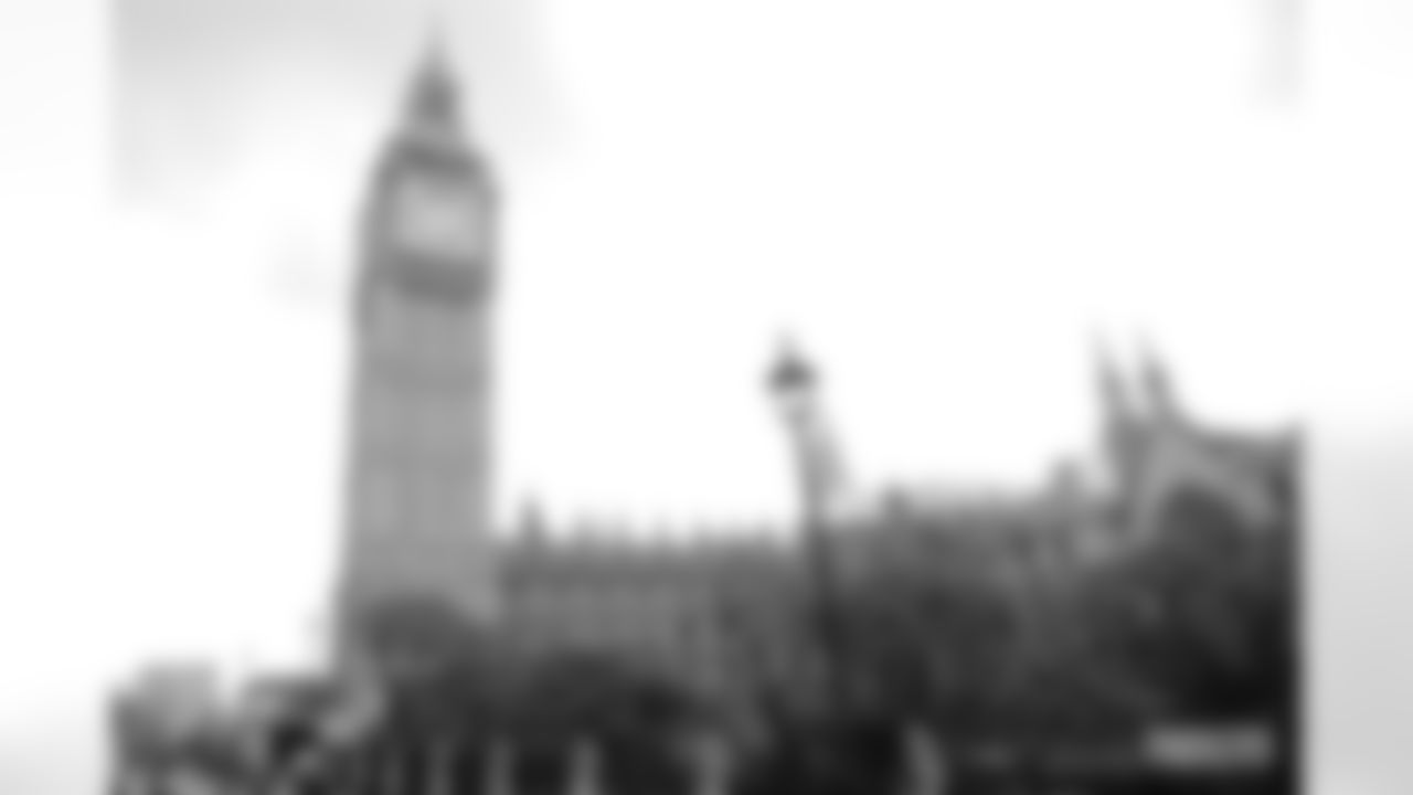 221007-london-bus-trip-2560039