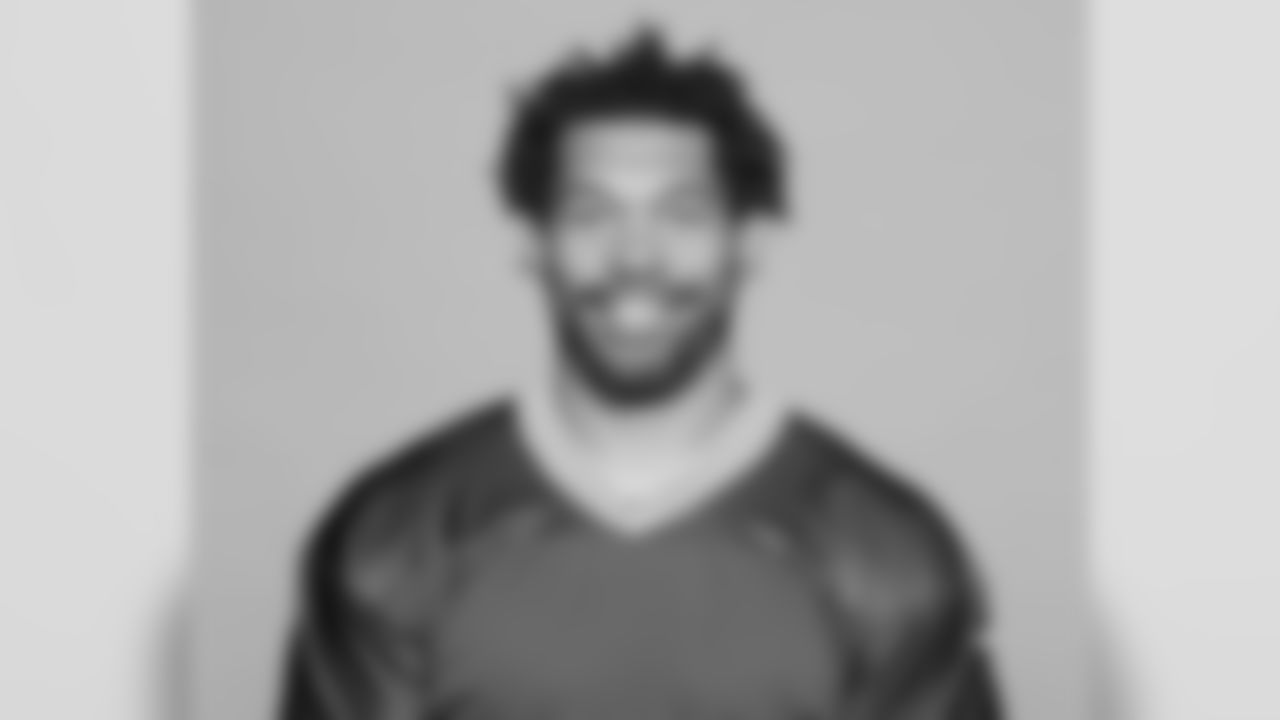 56 — LB Julius Peppers
