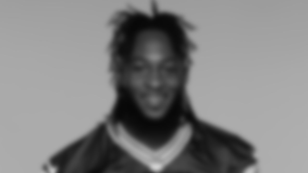 33 - RB Aaron Jones