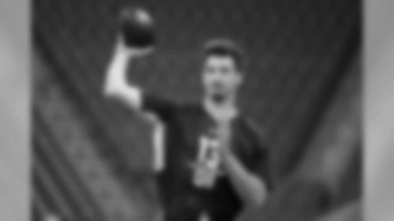 QB- Paxton Lynch