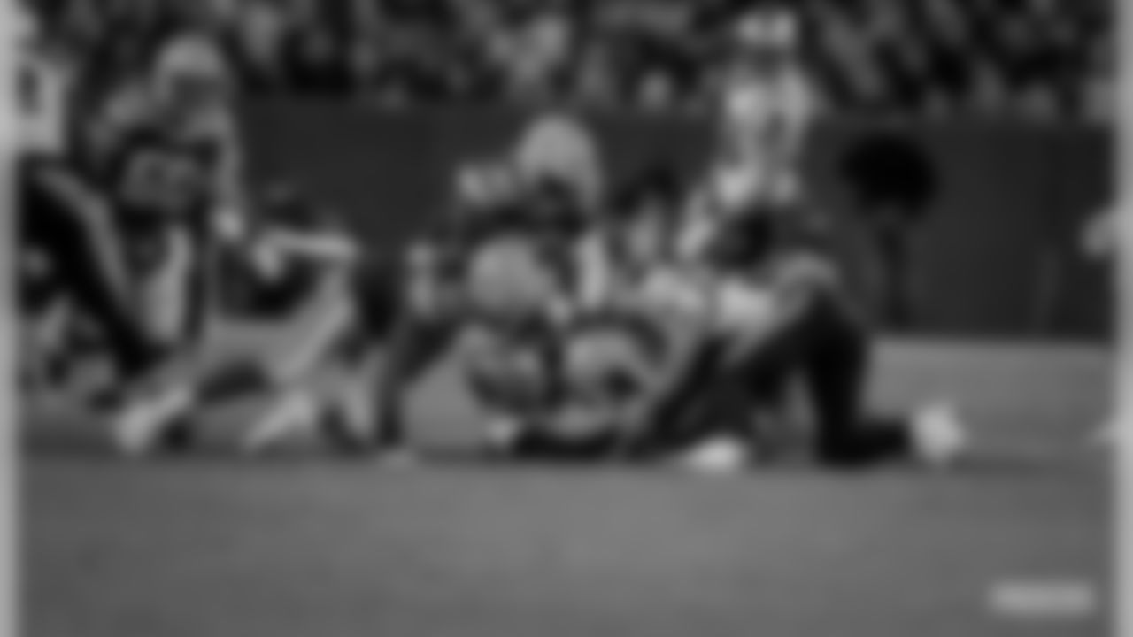 191110-packers-panthers-2-siegle-WM-14