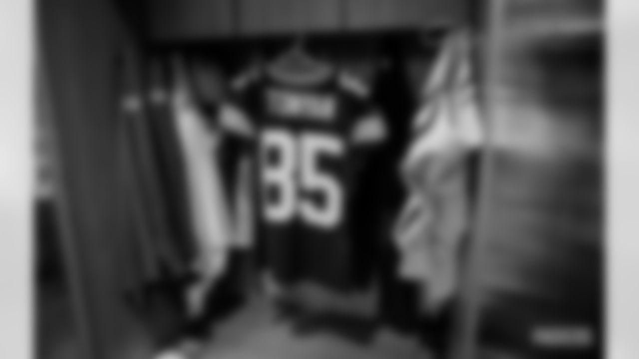 210920-locker-room-gallery-256014