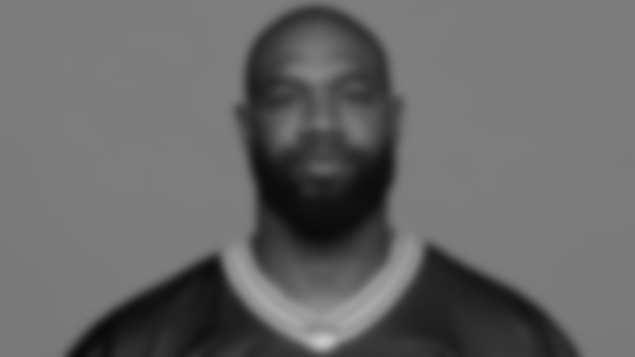 TE Marcedes Lewis