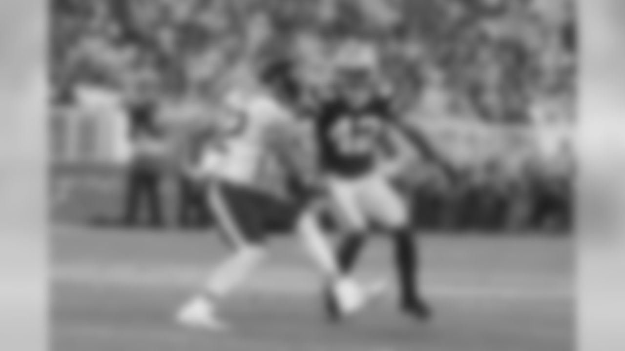 42 was a four-year starter and three-year team captain at North Clayton High (College Park, Ga.)