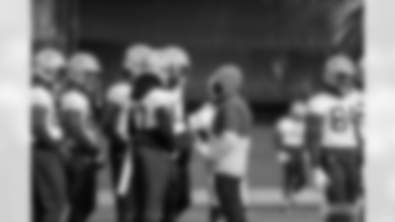 WR huddle