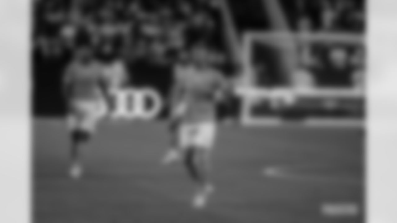 220723-soccer-game-2560011