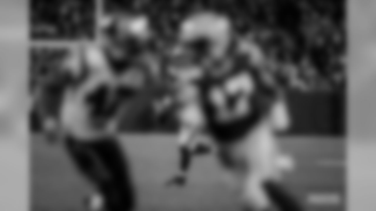 191110-packers-panthers-3-siegle-WM-68